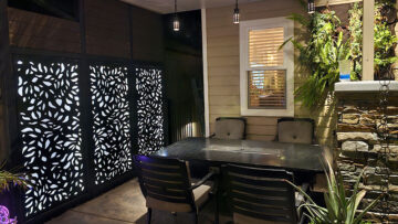 Outdoor dining with lighting